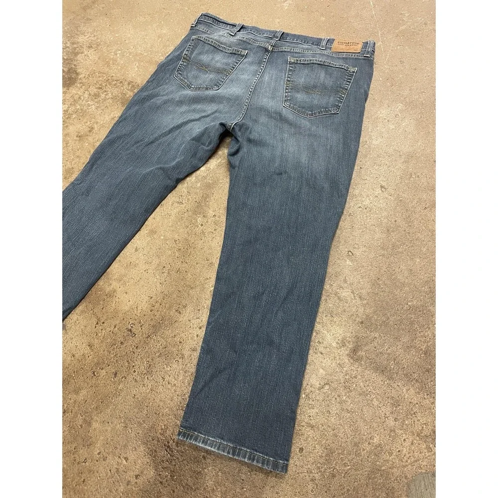 Signature By Levi Strauss Jeans Mens 42x30 Athletic Straight Leg Zip Fly Stretch